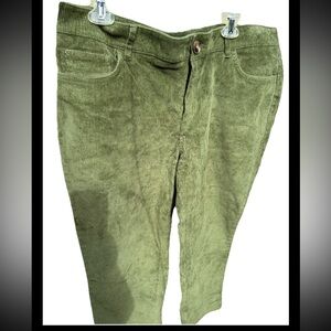 Women’s Isaac Mizrahi Live 16P Green Corduroy Pants Stretch 5 Pockets EUC